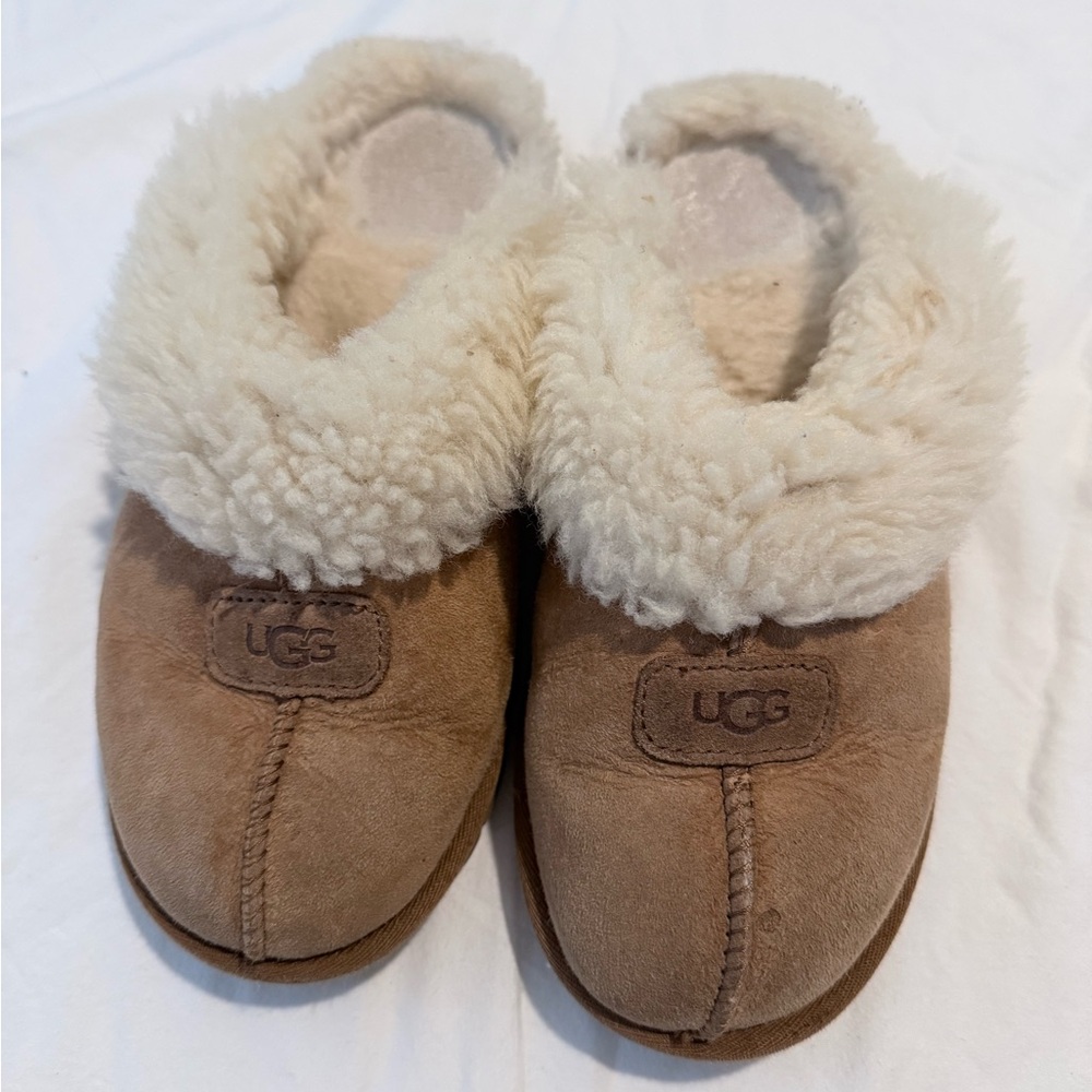 Ugg Slippers Sz 8